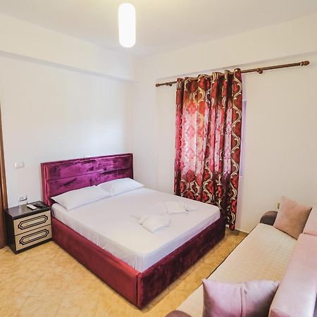 Hotel Renato Εξαμίλιο Εξωτερικό φωτογραφία
