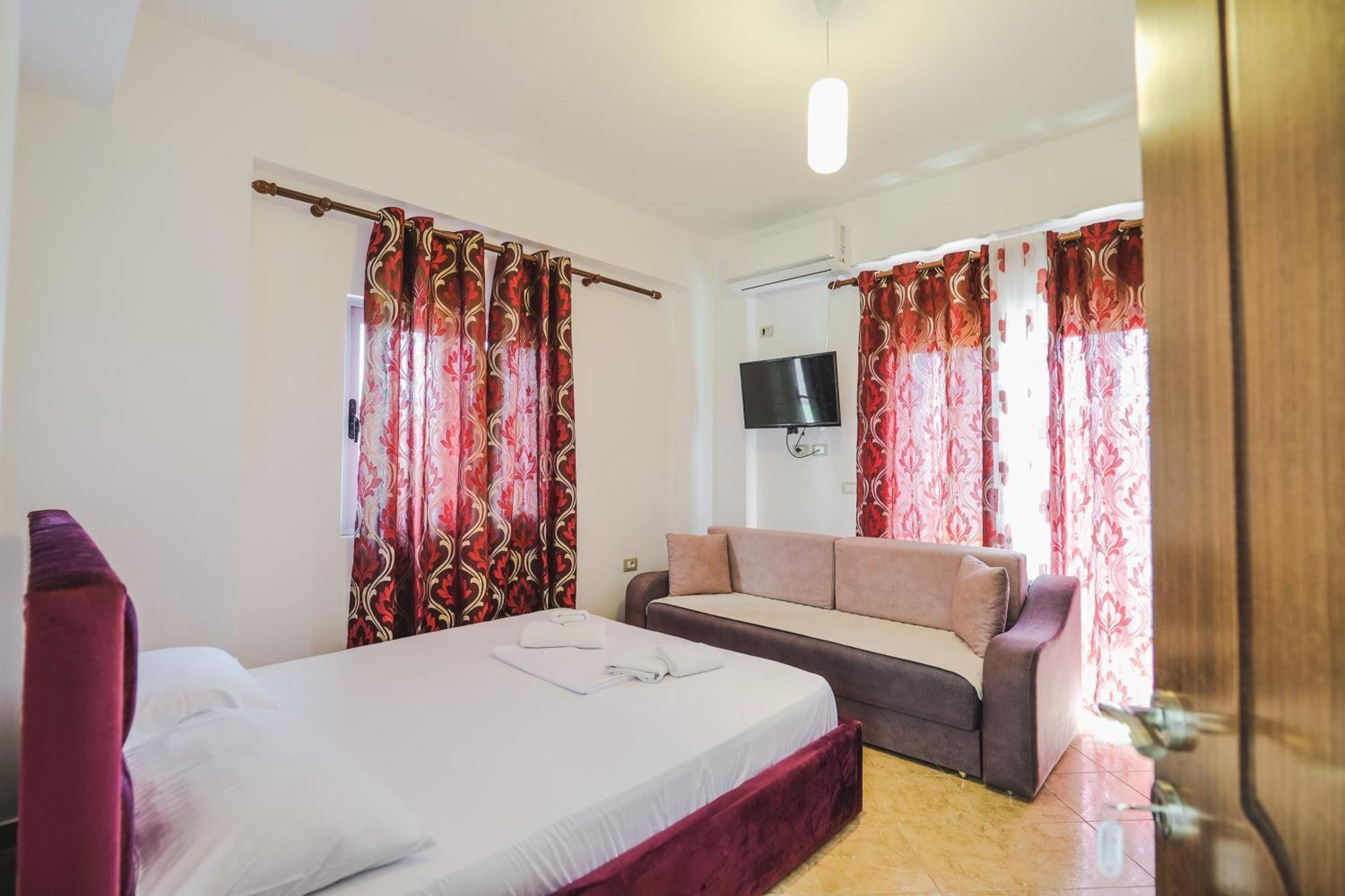 Hotel Renato Εξαμίλιο Εξωτερικό φωτογραφία