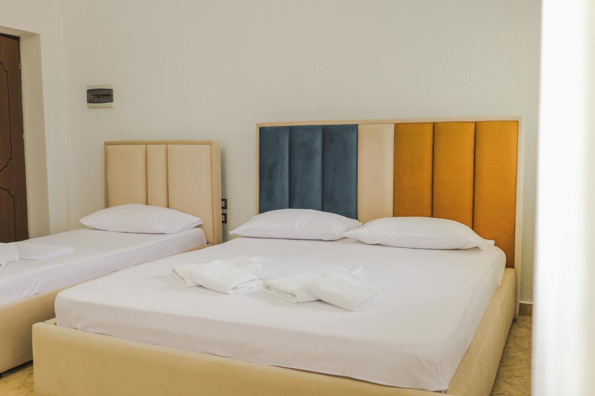 Hotel Renato Εξαμίλιο Εξωτερικό φωτογραφία