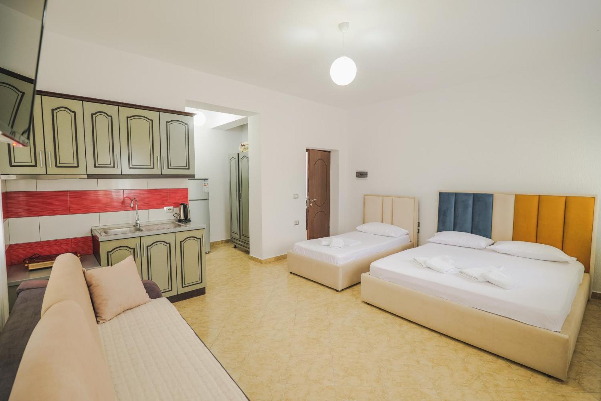 Hotel Renato Εξαμίλιο Εξωτερικό φωτογραφία