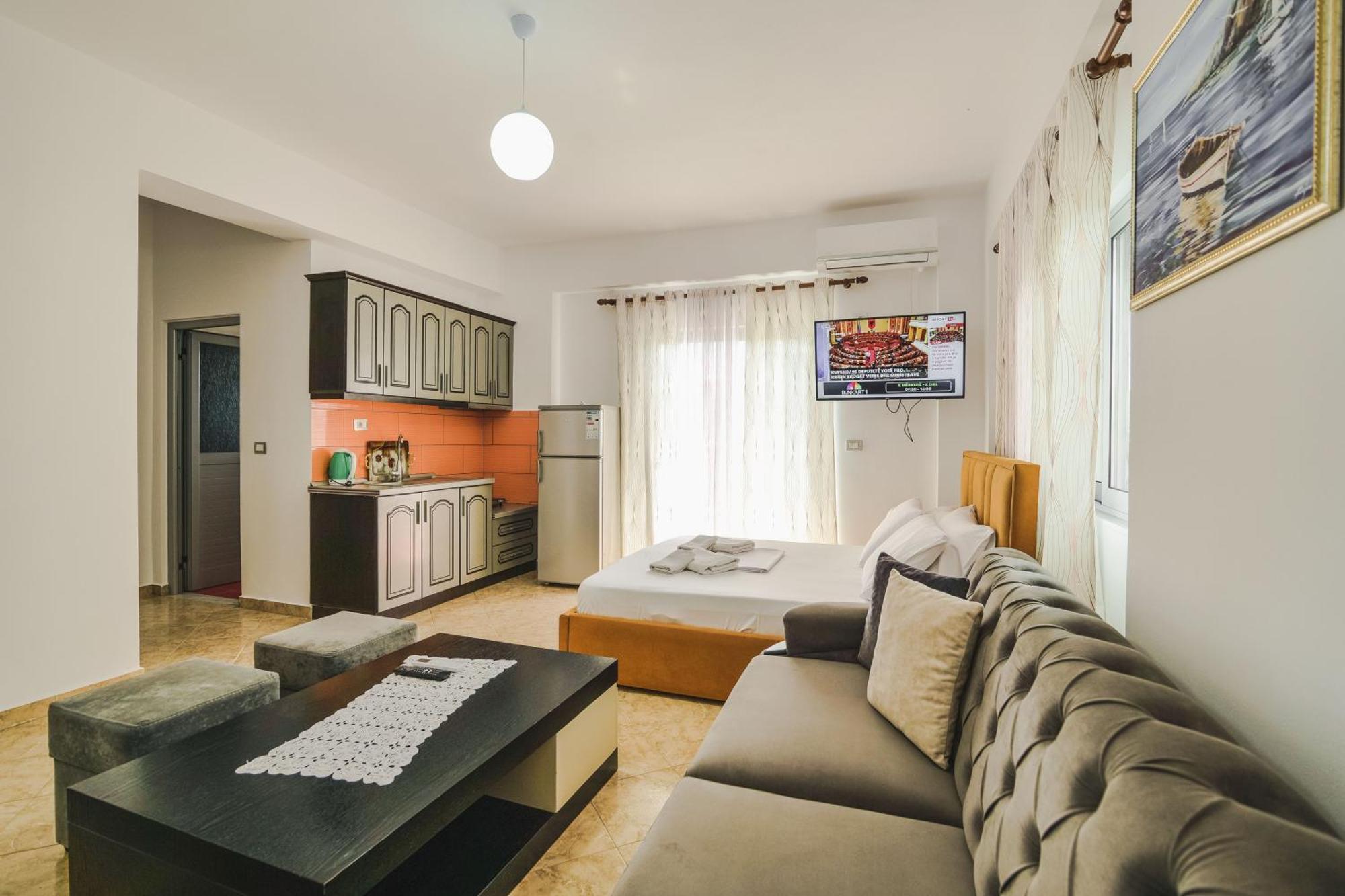 Hotel Renato Εξαμίλιο Εξωτερικό φωτογραφία