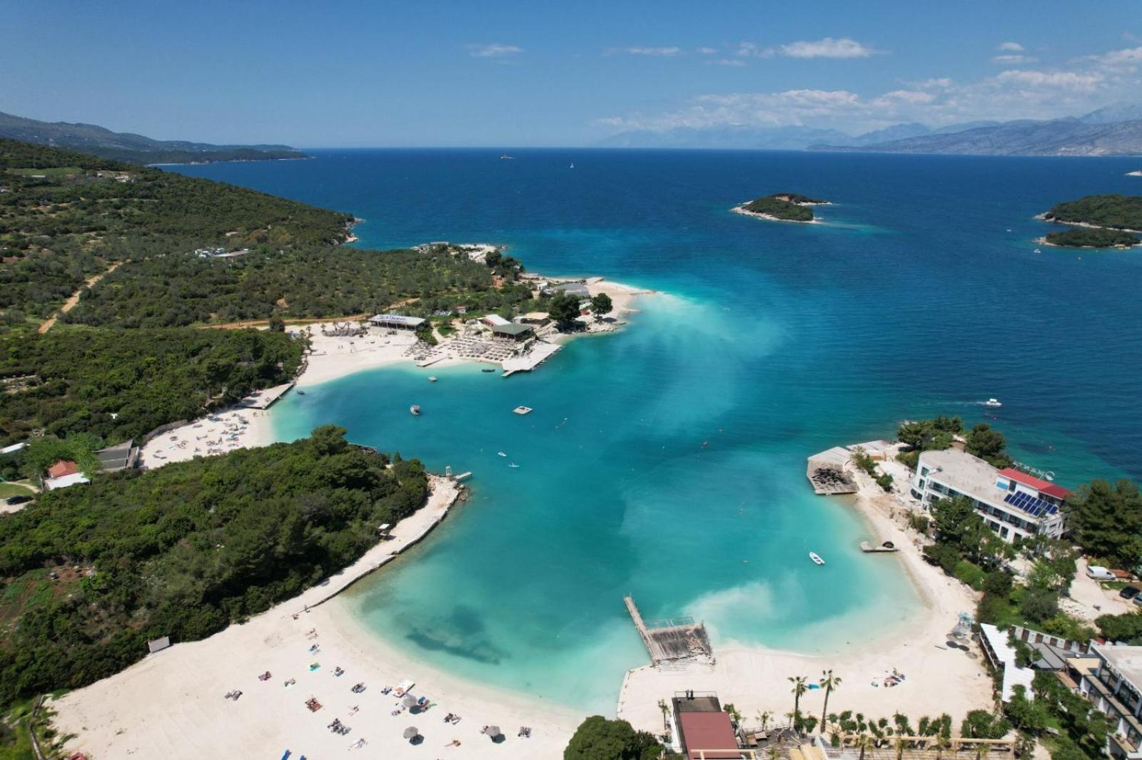 Hotel Renato Εξαμίλιο Εξωτερικό φωτογραφία