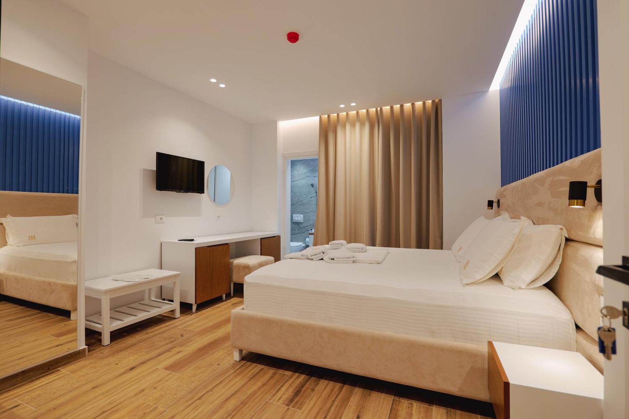 Hotel Renato Εξαμίλιο Εξωτερικό φωτογραφία