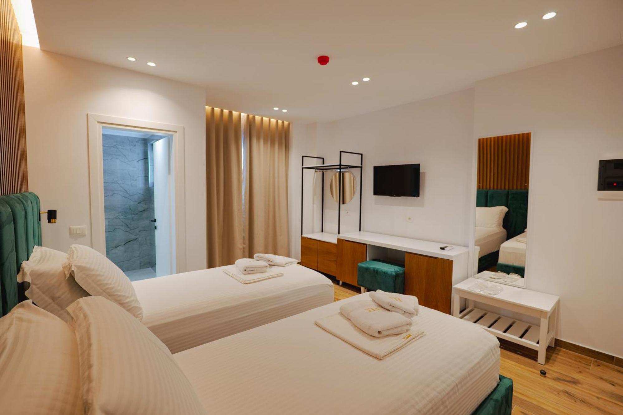 Hotel Renato Εξαμίλιο Εξωτερικό φωτογραφία