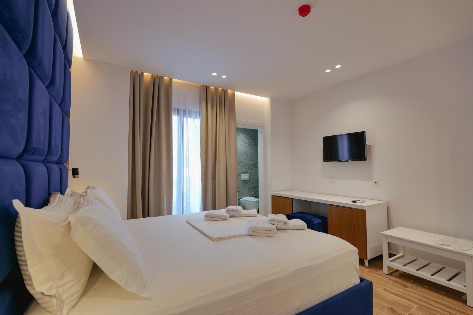 Hotel Renato Εξαμίλιο Εξωτερικό φωτογραφία