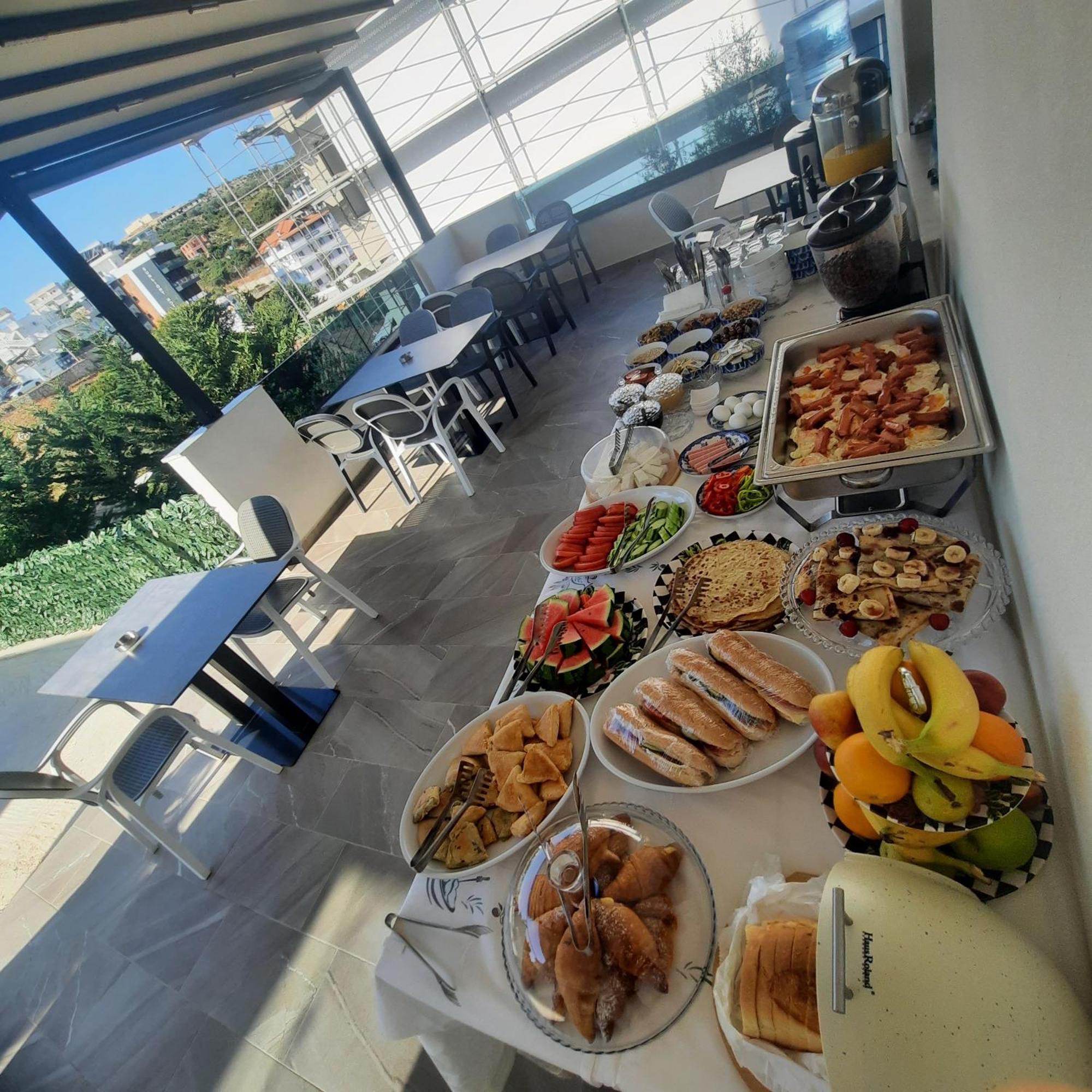 Hotel Renato Εξαμίλιο Εξωτερικό φωτογραφία