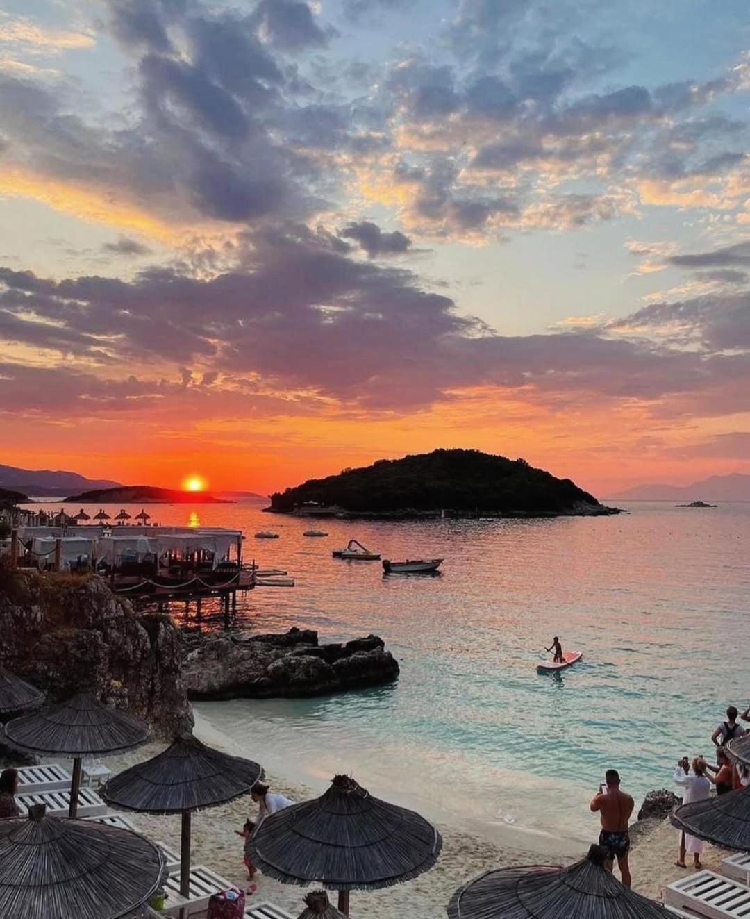 Hotel Renato Εξαμίλιο Εξωτερικό φωτογραφία